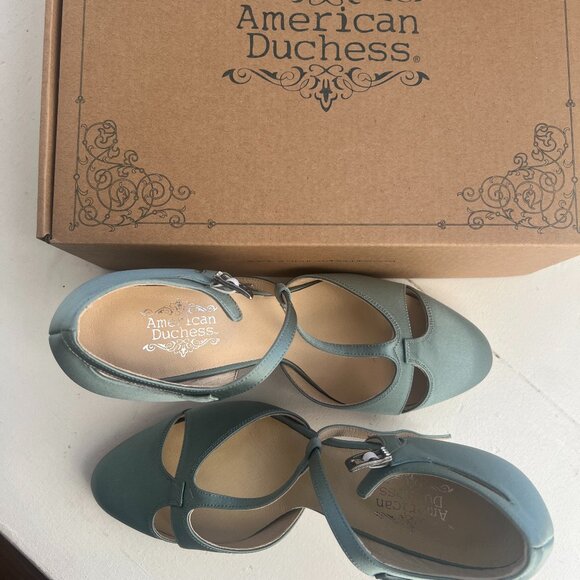 American Duchess Marigold Rhinestone 1920s Pumps (Sea Green) Size 8 - Picture 3 of 7